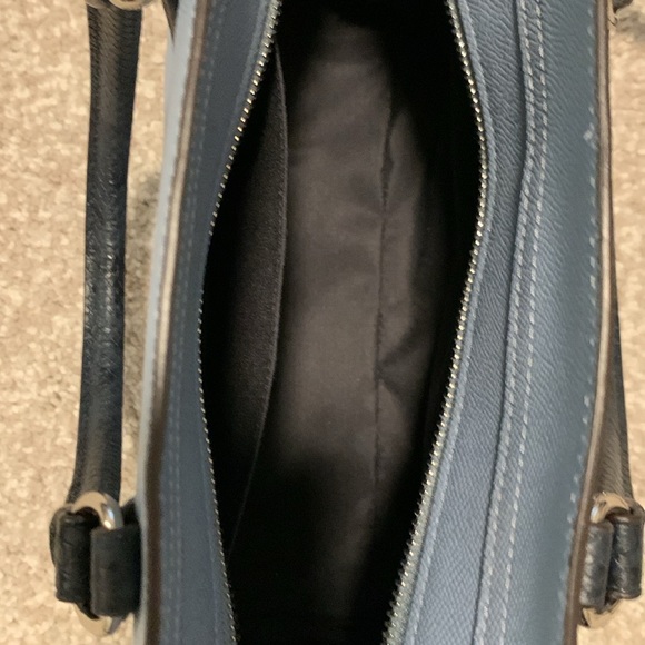 Coach Crossbody Handbag. Color: Blue. Size: 12”l x 4”w x 8”h. - Picture 5 of 7